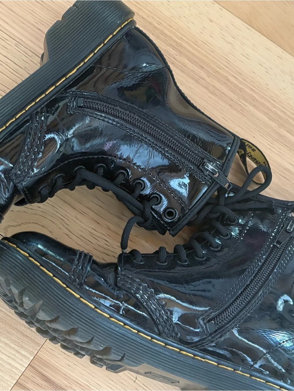 Dr. Martens Kids Black Patent Leather Lace-Up Boots
